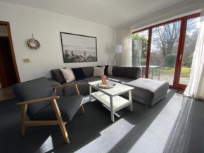 Ferienwohnung-Peter-Pan-mit-Sonnenterrasse-Garten-zwischen-Strand-Wald-Wiese-auf-Ruegen in Gustow